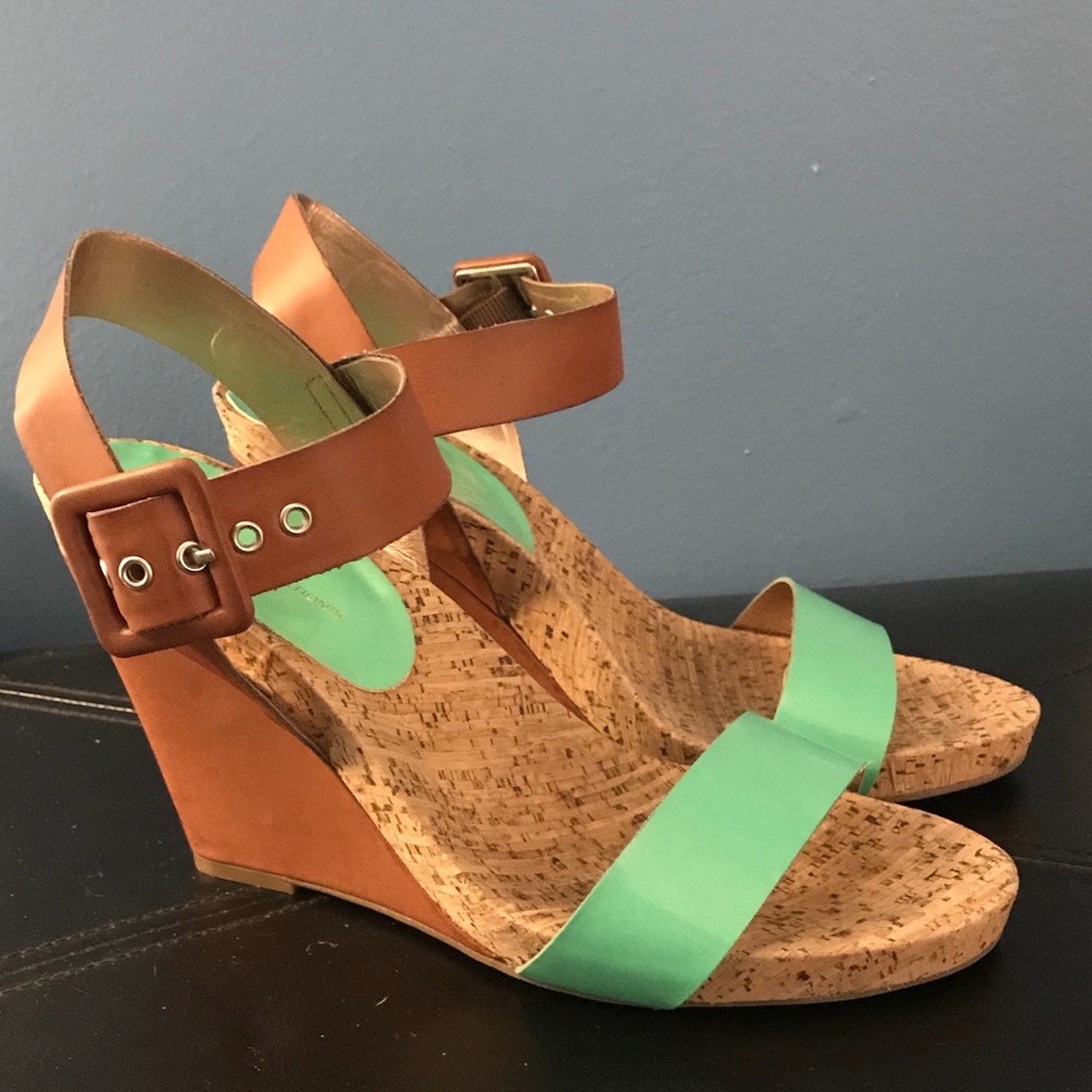 BCBG MAXAZRIA teal and brown wedges size 10